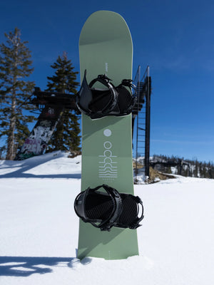Arbor Mantra Decon Snowboard - 2027 - Women's