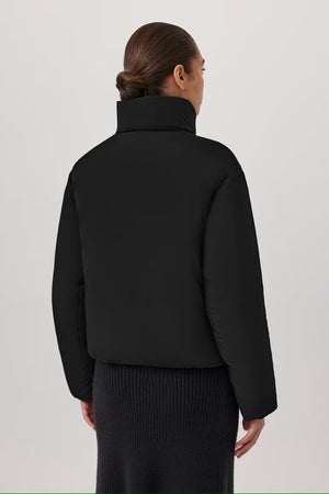 Canada Goose Junction Cropped Puffer Black Label - Women's