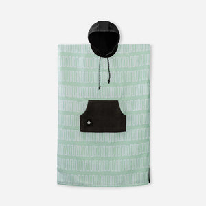 Nomadix Changing Poncho Towel - 2026