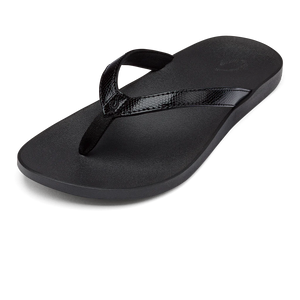 OluKai Puawe Sandals - Women's