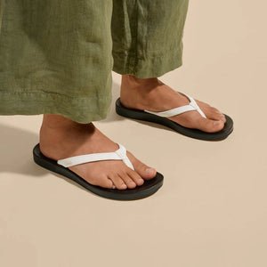 OluKai 'Uiki Sandals - Women's