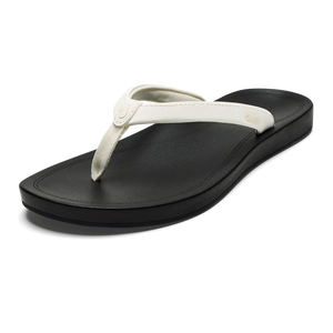 OluKai 'Uiki Sandals - Women's