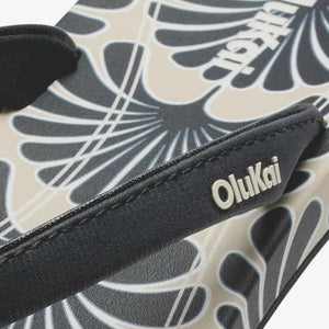 OluKai 'Uiki Sandals - Women's